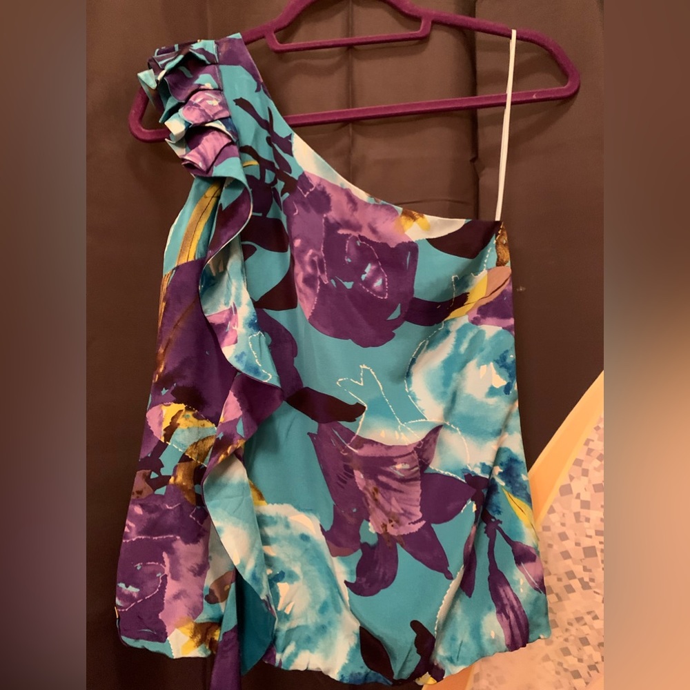 Trina Turk size P Top